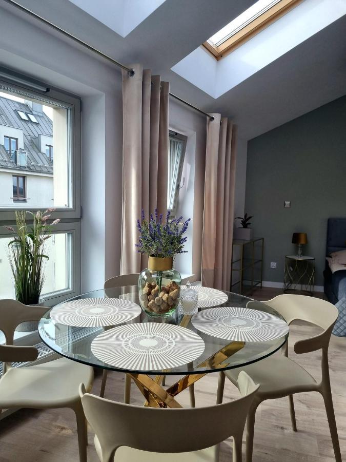 Apartament Miodowa Street Parking Free คราคูฟ ภายนอก รูปภาพ