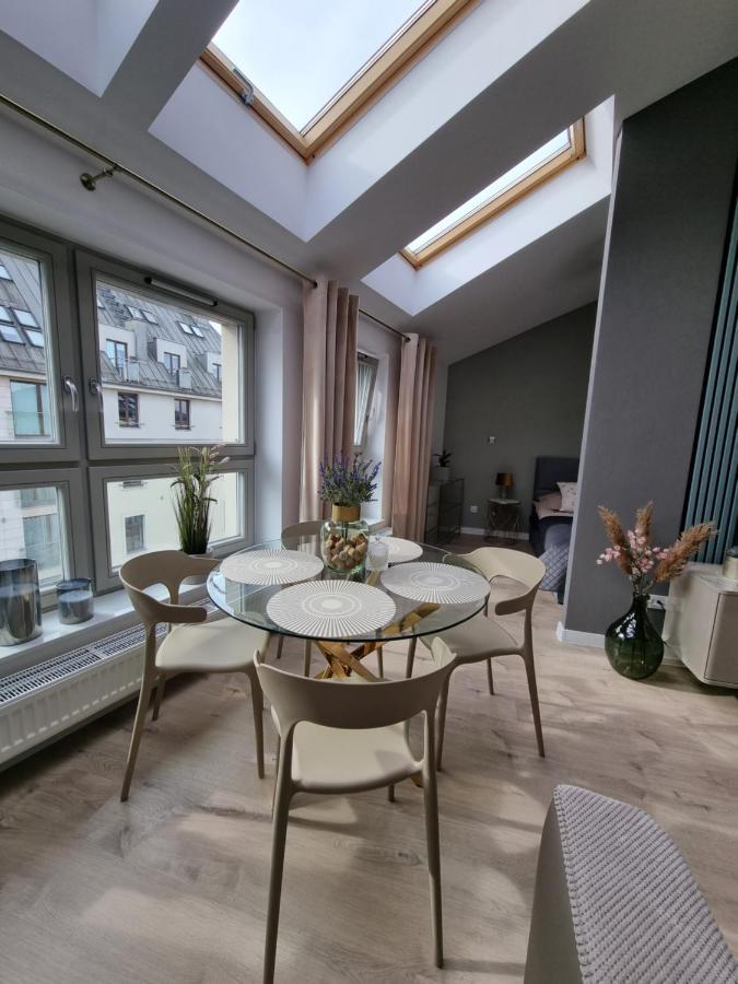 Apartament Miodowa Street Parking Free คราคูฟ ภายนอก รูปภาพ