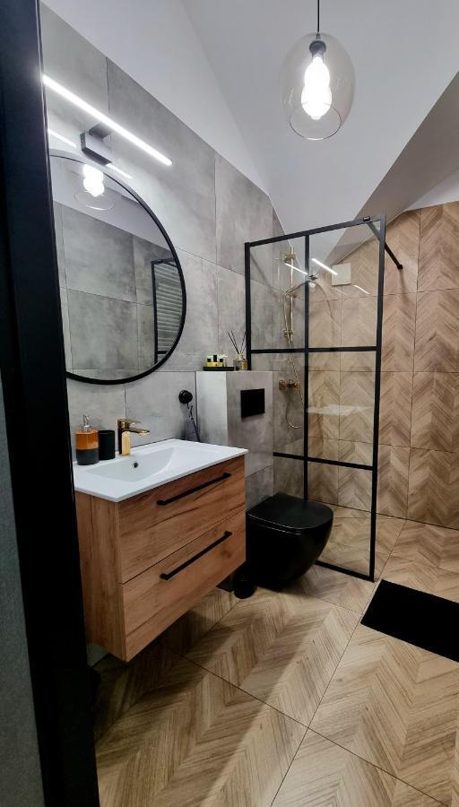 Apartament Miodowa Street Parking Free คราคูฟ ภายนอก รูปภาพ